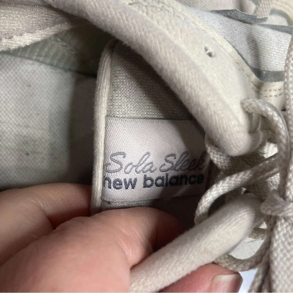 New Balance Sola sleek‎ sneakers neutral colors size 11